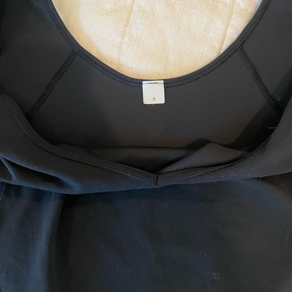 Lululemon Align T - BLACK Sz 8. EUC - Picture 5 of 6